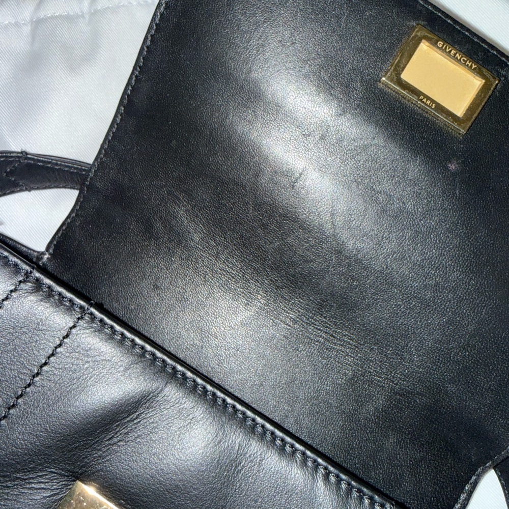 Givenchy EDEN MINI Black Leather Bag in smooth leather - Picture 12 of 13